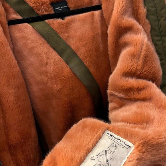 ZARA fur lined parka - Picture 4 of 4
